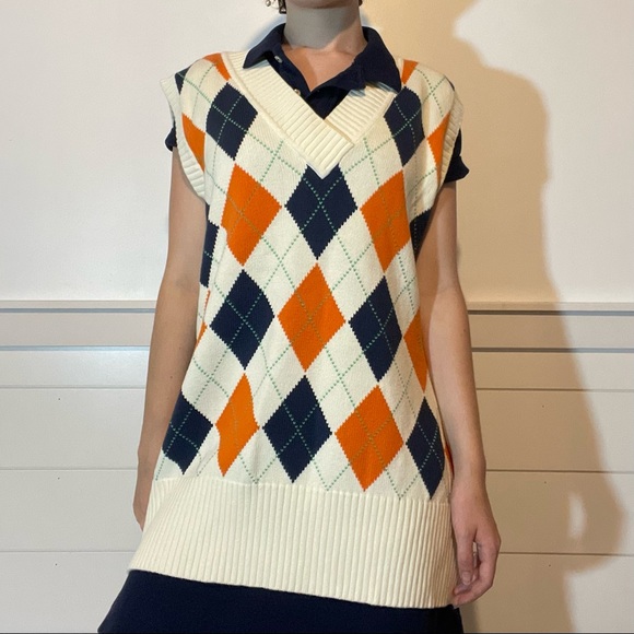 Tommy Hilfiger Jackets & Blazers - Tommy Hilfiger argyle sweater vest